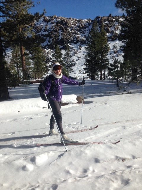 Lyn skiing in Mammoth